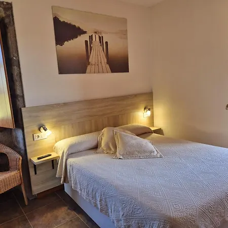 Rectoral San Mamede Da Pena Exclusive For Pilgrims Hostel Negreira